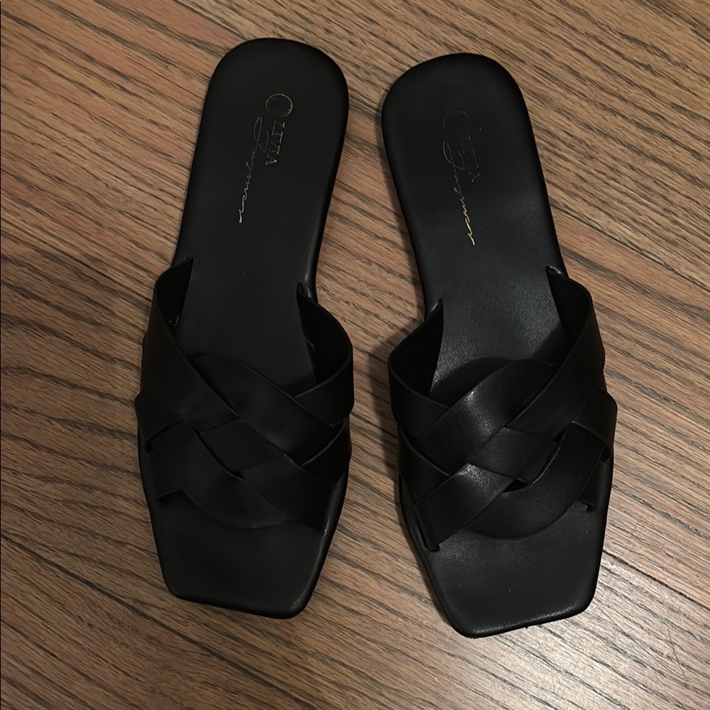 Olivaceous Black Women's Slide Sandals